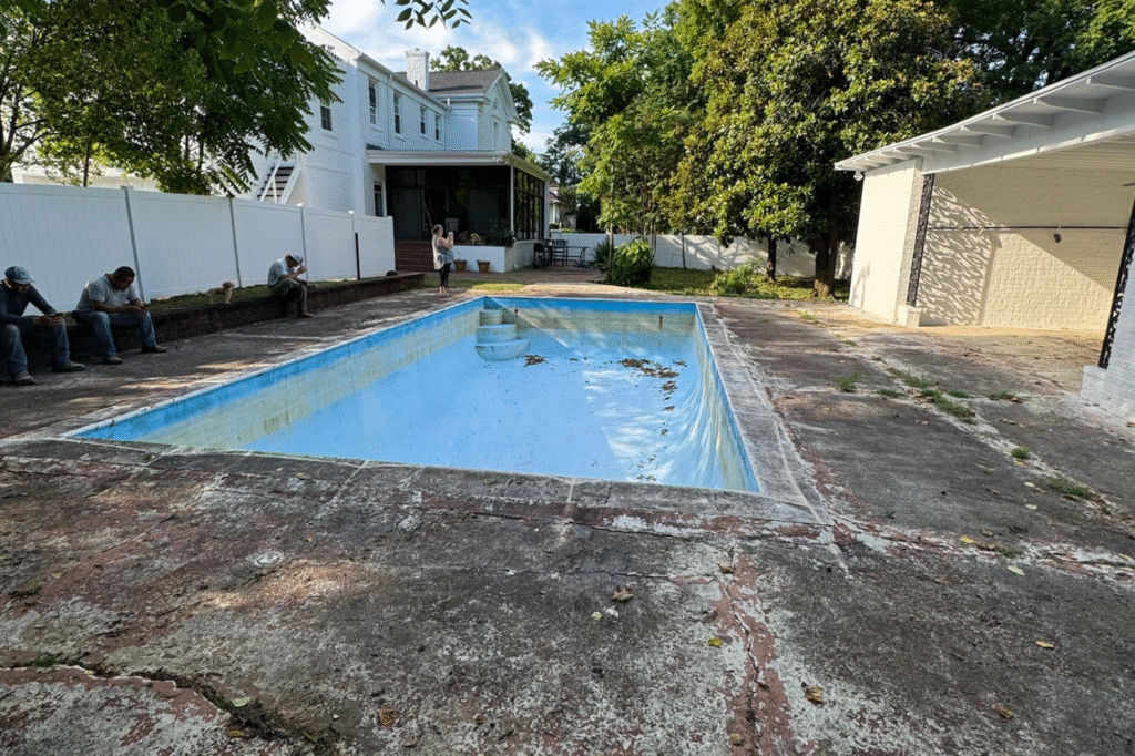 concrete pool deck contractors