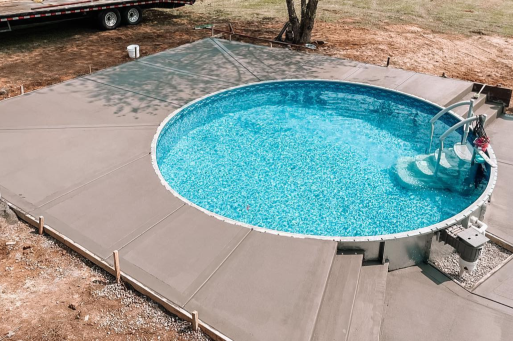 concrete pool deck contractors