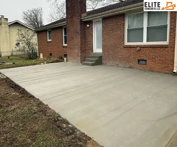 covered patios in Walterhill